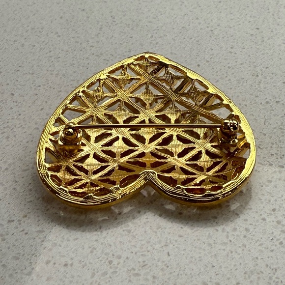 Vintage Gold Tone Heart Brooch with Rhinestones - Picture 6 of 9